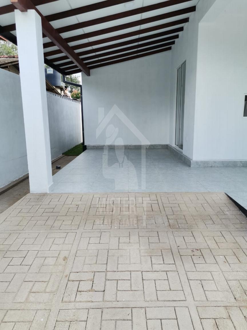 House for Sale in Ragama- image 6