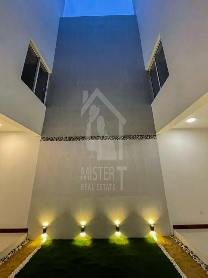 House for sale in Colombo 06- image 6