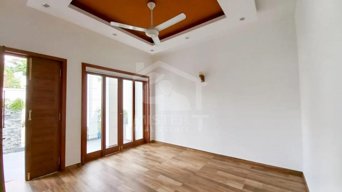 House for Sale in Battaramulla- image 6