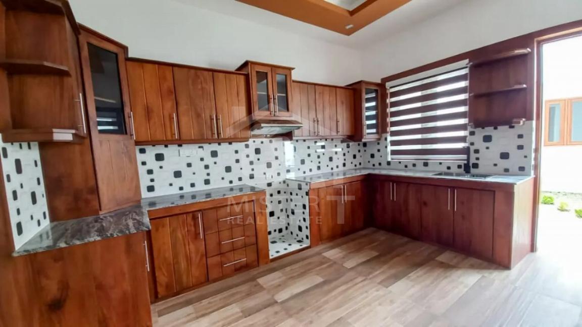 House for Sale in Battaramulla- image 7