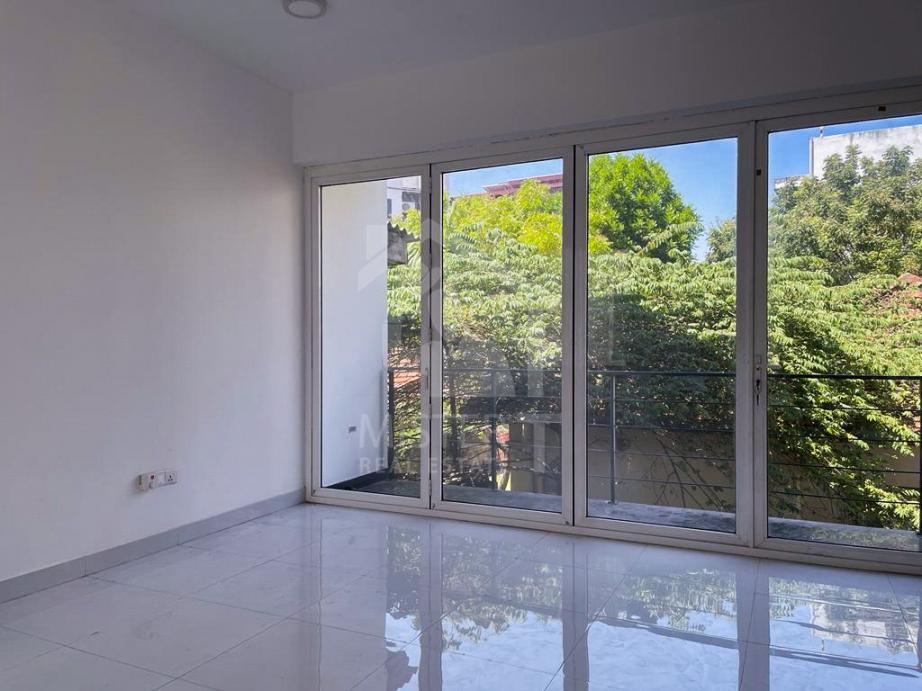 House for sale in Colombo 06- image 8