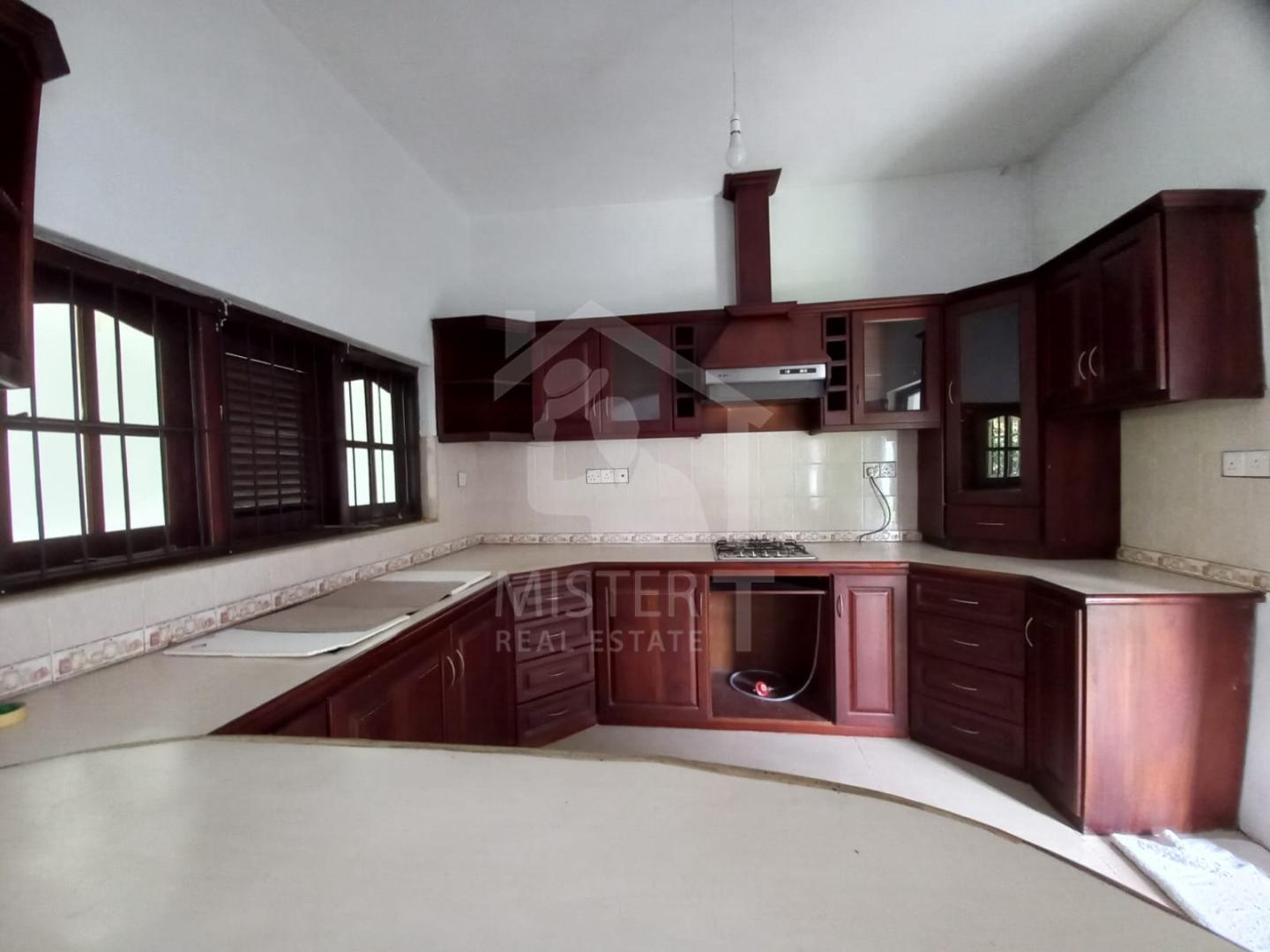 House for Sale in Nawala- image 8