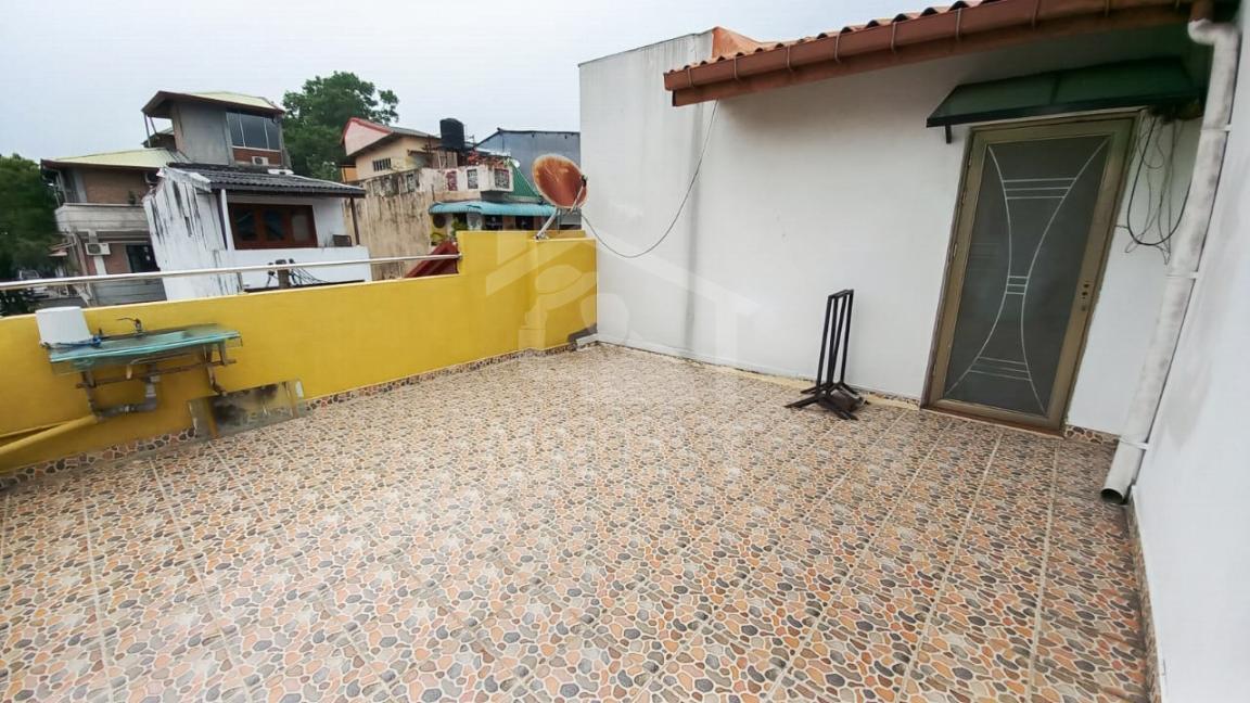 House for Sale in Colombo 06- image 8