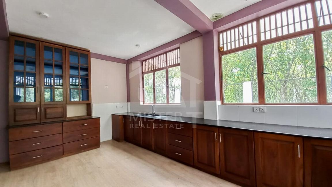 House for Sale in Hokandara - image 8