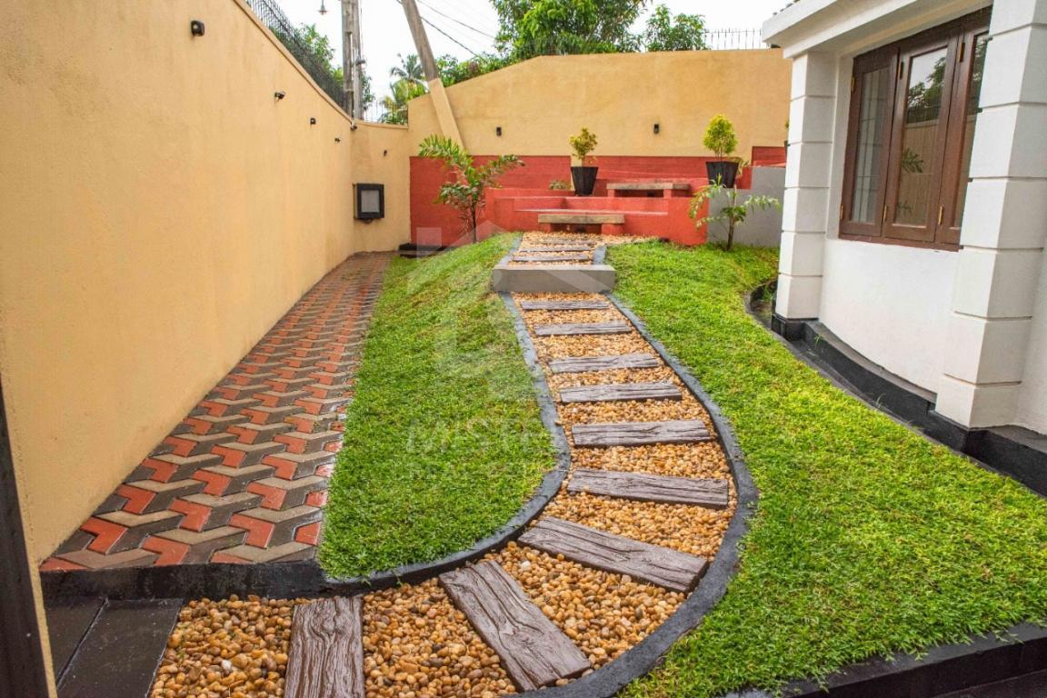 House for Sale in Piliyandala- image 9