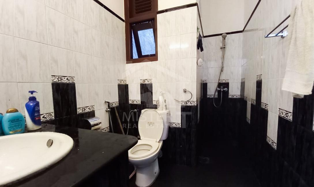 House for Sale in Boralesgamuwa - image 9